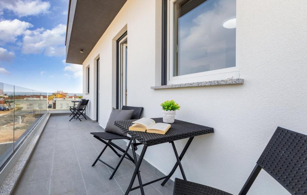 Villa Nikolina - Luxury Villa With 5 Bedrooms And Swimming Pool Vodnjan Exterior foto